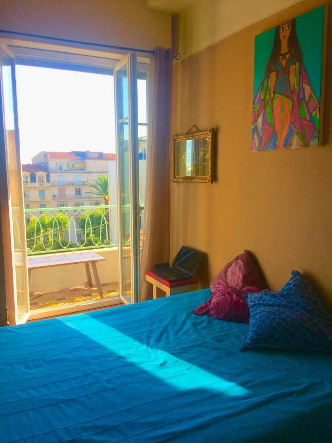 - Baie Des Anges Séjour chez l'habitant *