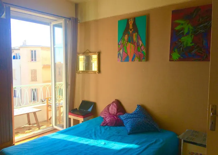 Home Stay - Baie des Anges
